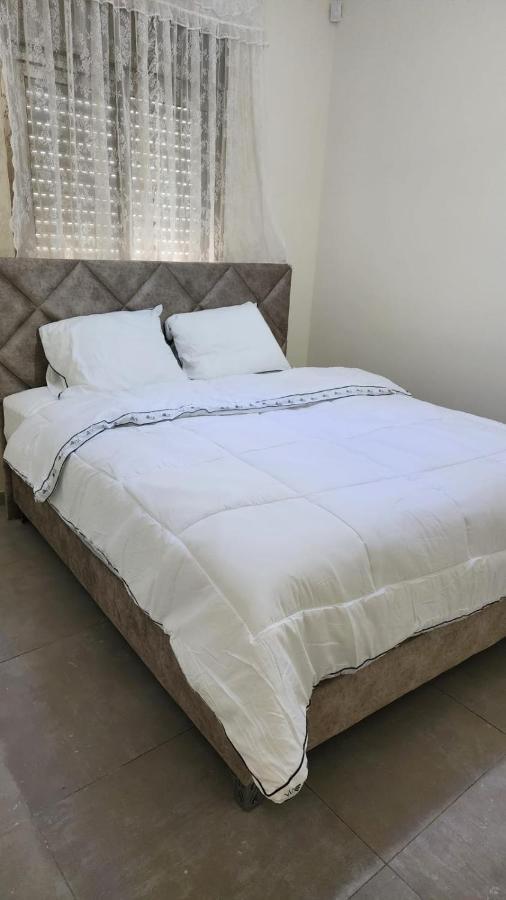 Apartamento Mobersham'S House In Acre Exterior foto